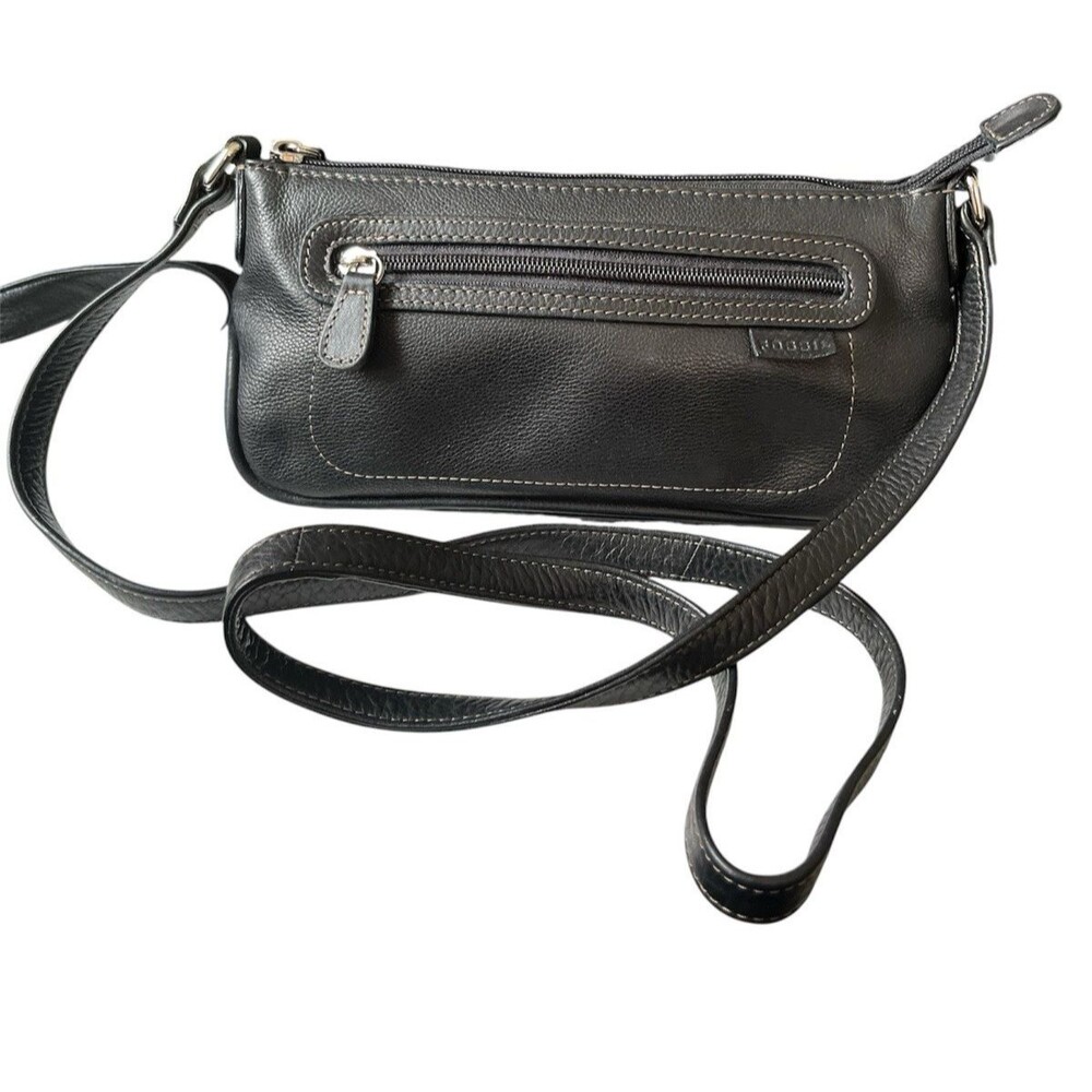 Vintage Fossil Crossbody Bag Black Leather Small Pockets Lined Zipper 9 x 5 x 3"